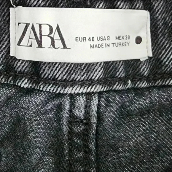 Zara Distressed Denim Shorts High Waisted Black Wash Cut Off Raw Hem Casual - Picture 4 of 5